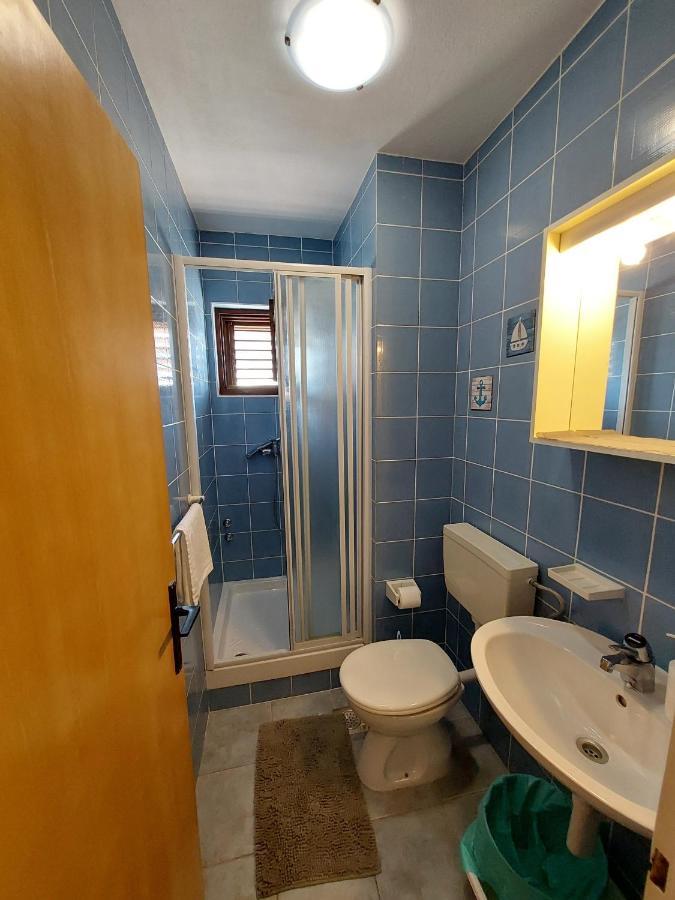 Apartmani Rahela Vodice Exterior foto